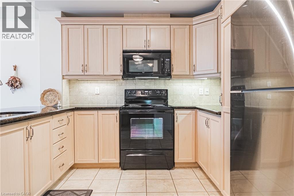 #312 125 WILSON Street W - 9