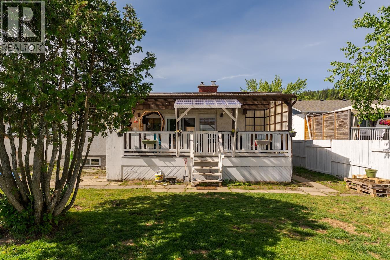 1086 LIMESTONE CRESCENT - 33