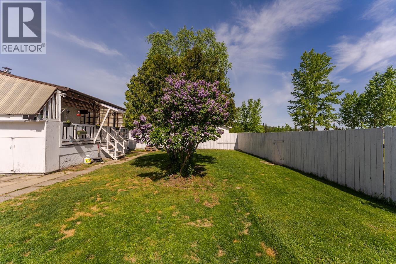 1086 LIMESTONE CRESCENT - 38