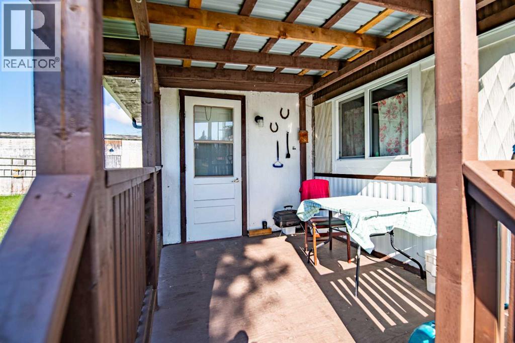8 52 Street - photo 5