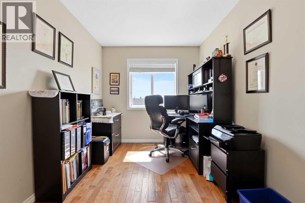 #39 33 Donlevy Avenue - 23