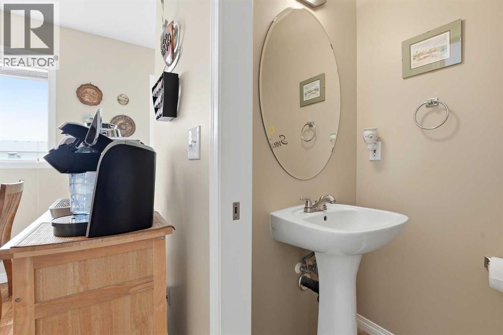 #39 33 Donlevy Avenue - 22