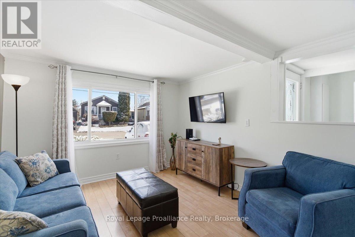 14 RAMSAY AVENUE - 11