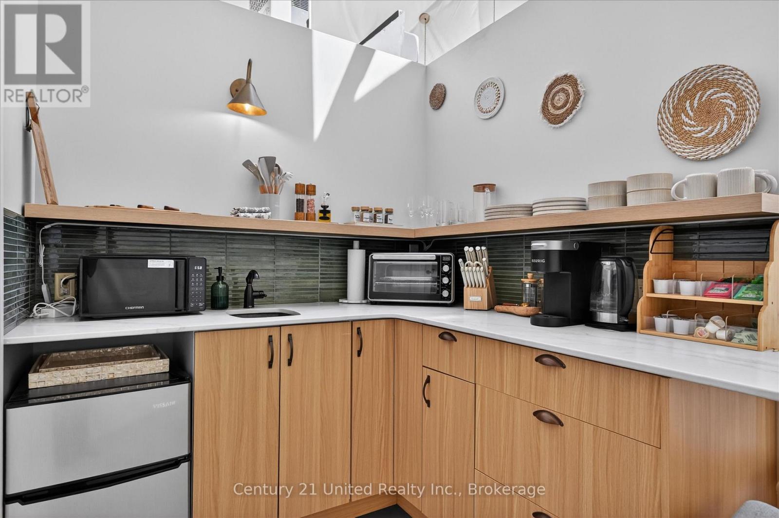 354 MARBLE POINT ROAD - 38