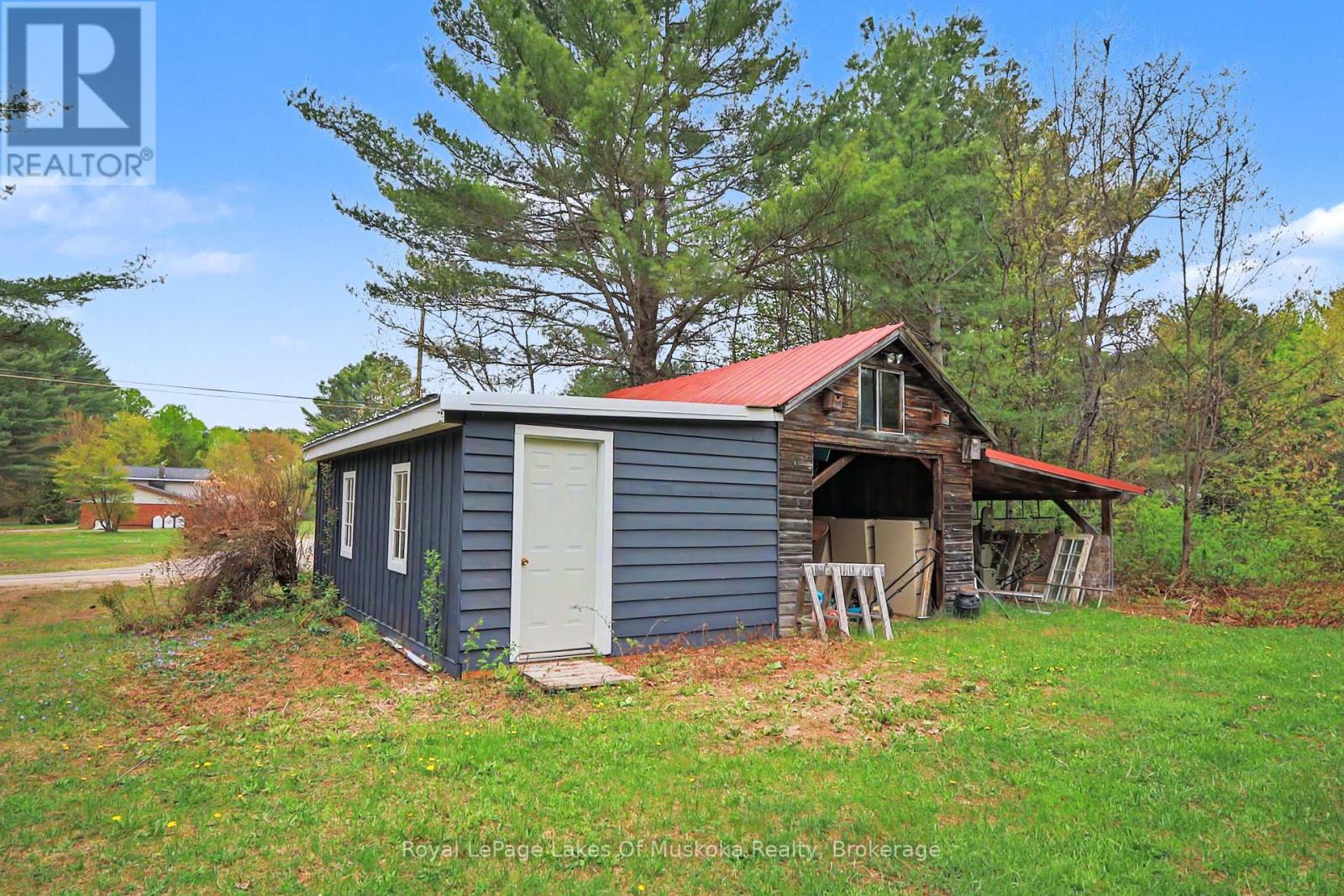 1003 KELLY ROAD - 35