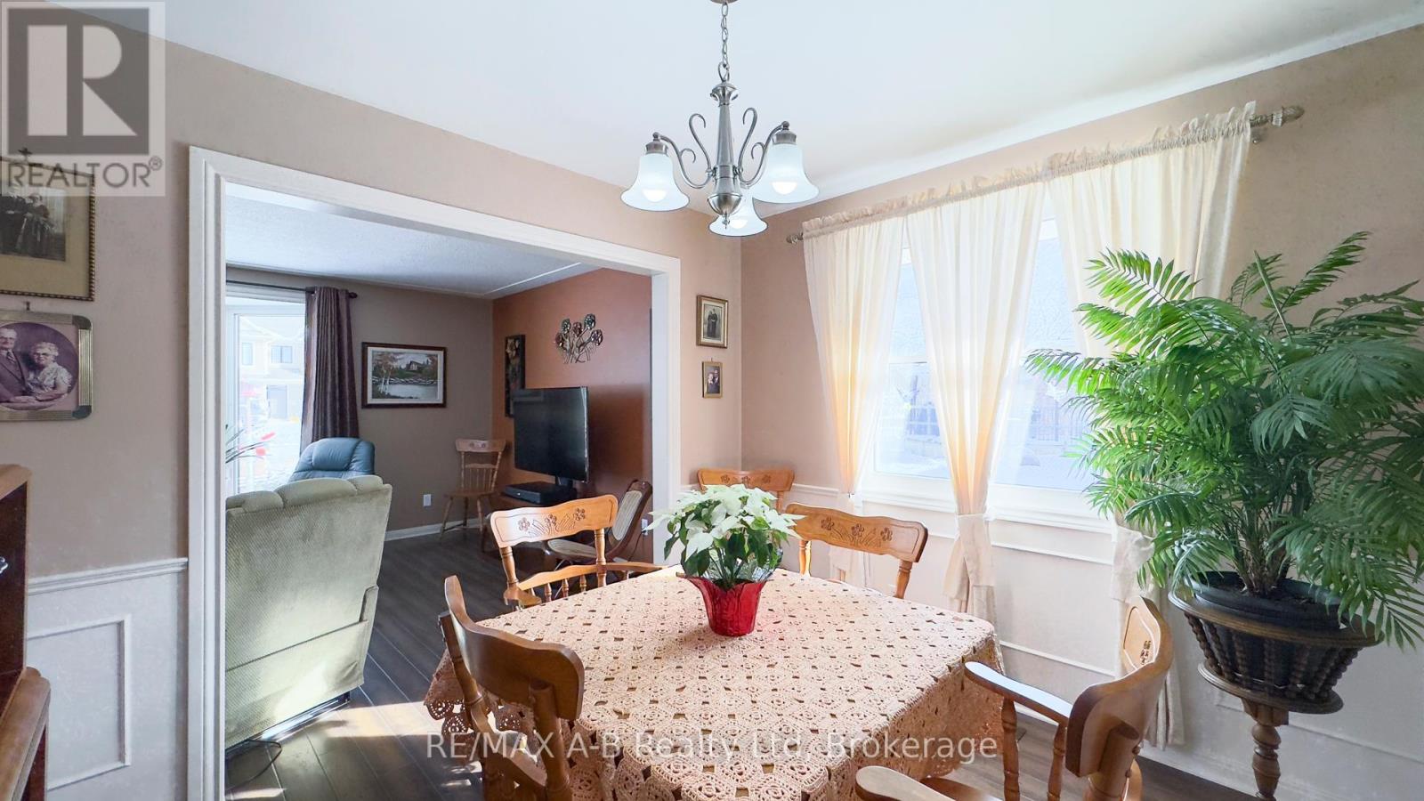 101 MIDDLETON STREET - 11