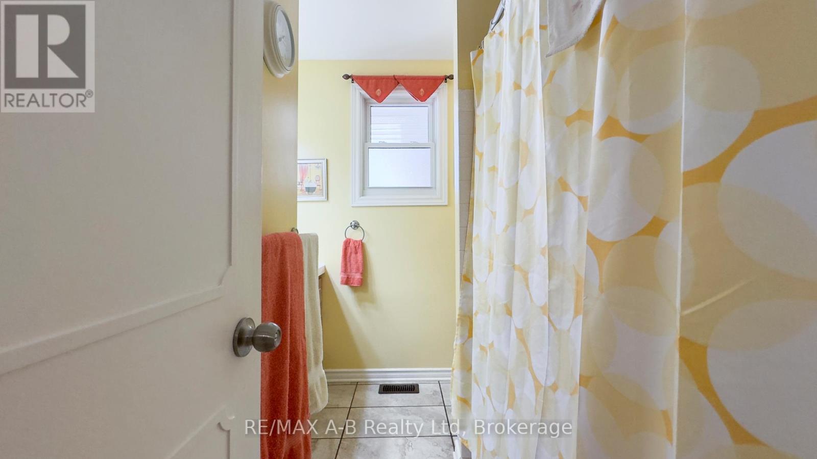 101 MIDDLETON STREET - 24