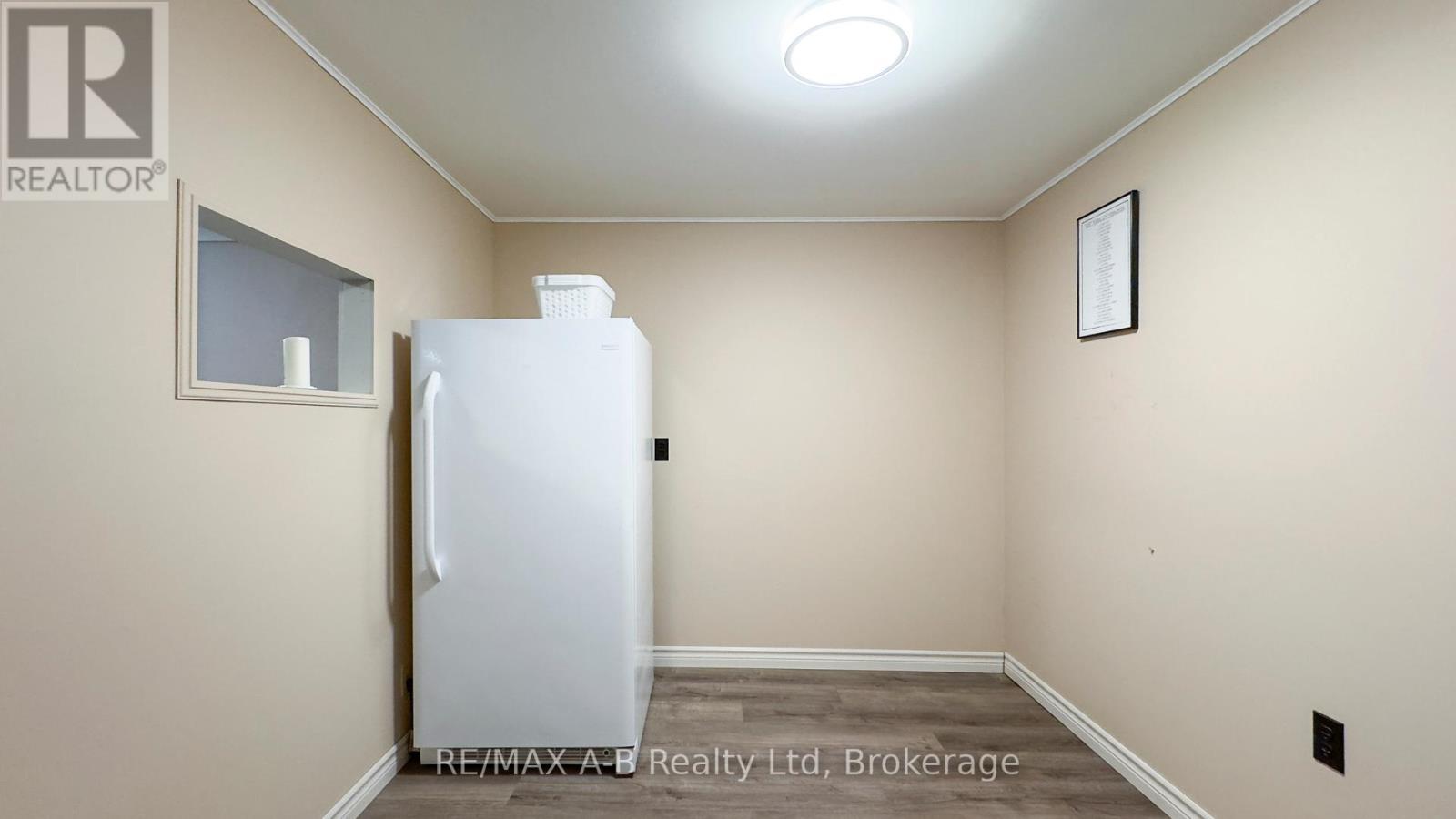101 MIDDLETON STREET - 34