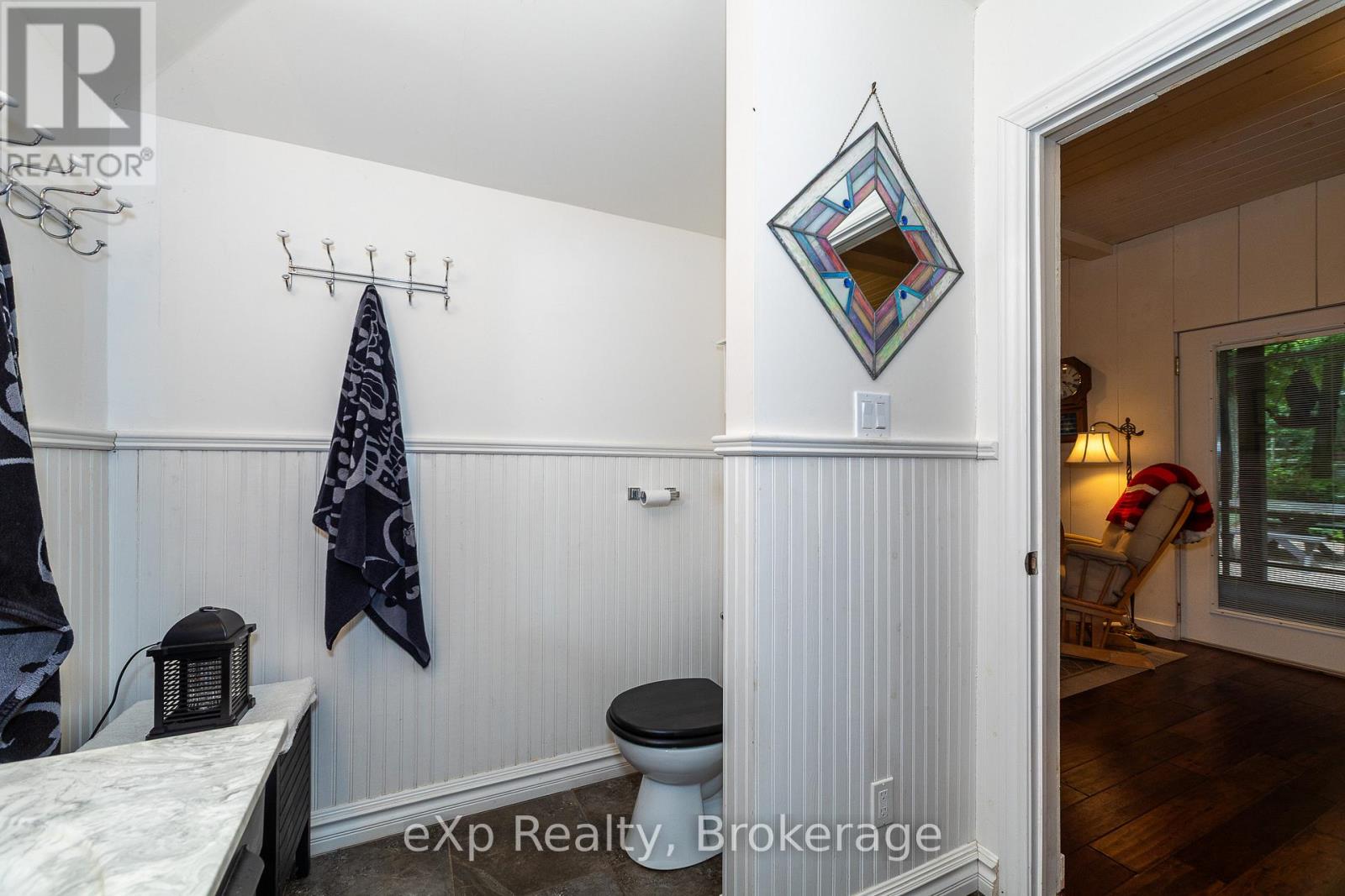 127 PAISLEY DRIVE - 47