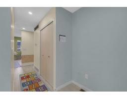17209 62a Avenue, Surrey, BC V3S6V6 Photo 9
