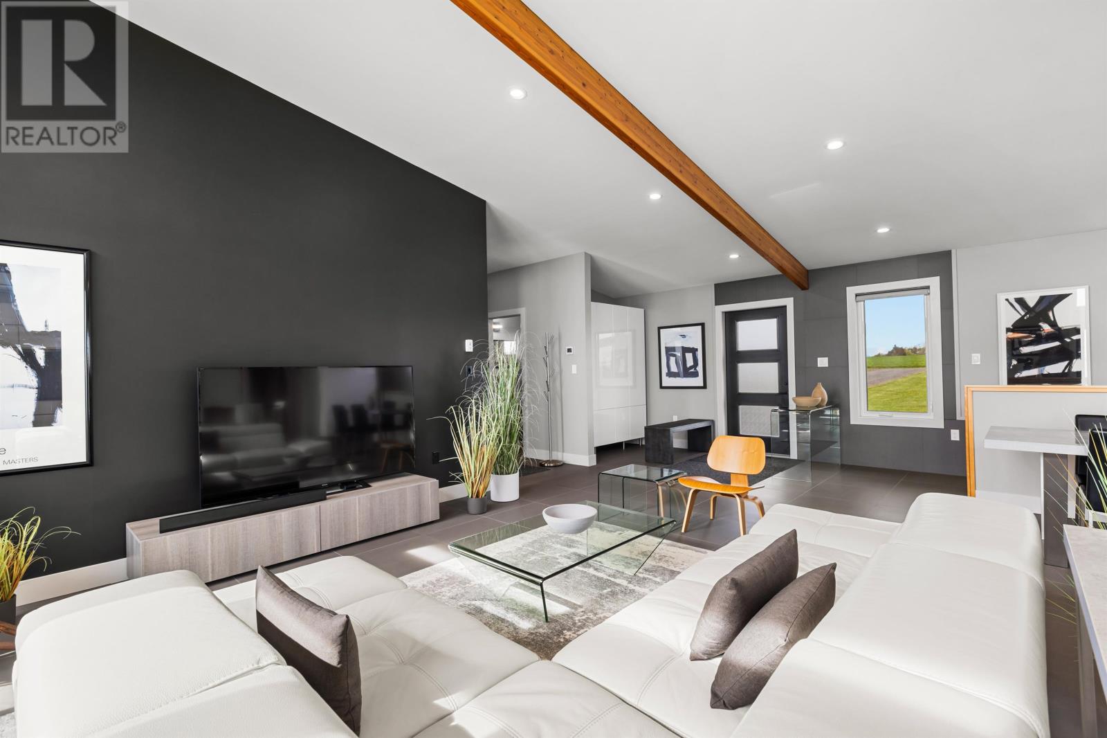 61 Battery Crescent - Image 11