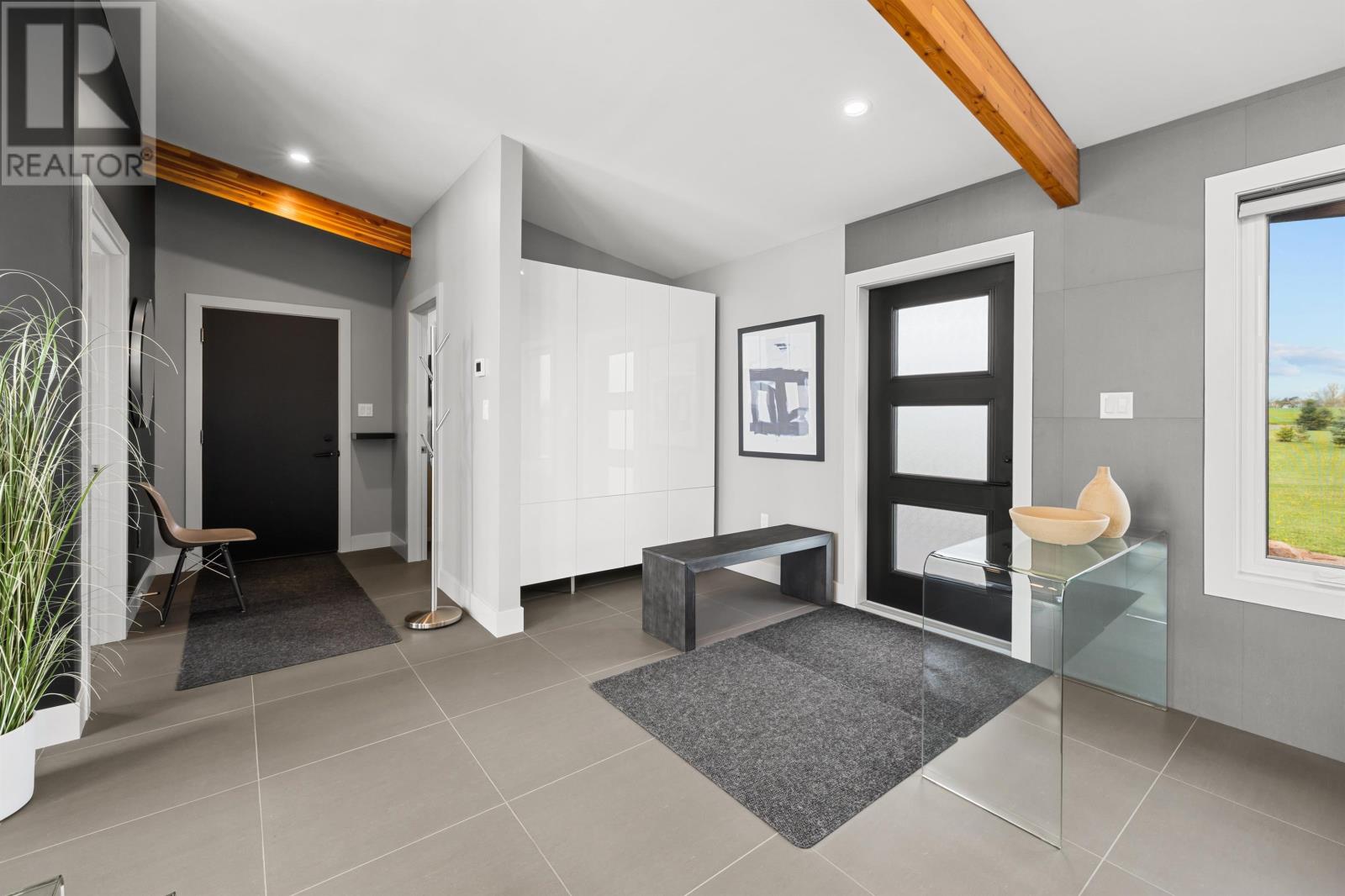 61 Battery Crescent - Image 4