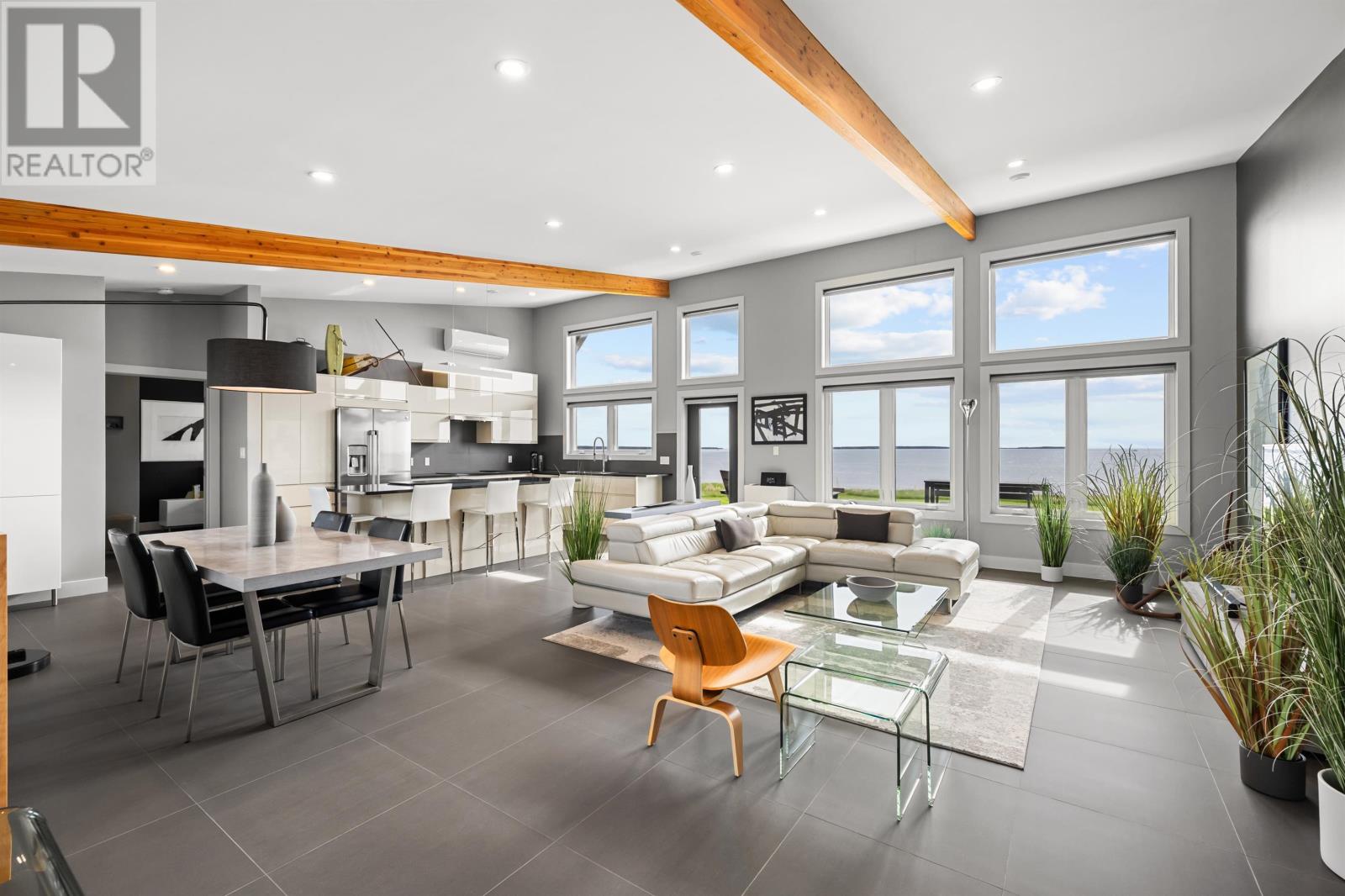 61 Battery Crescent - Image 6