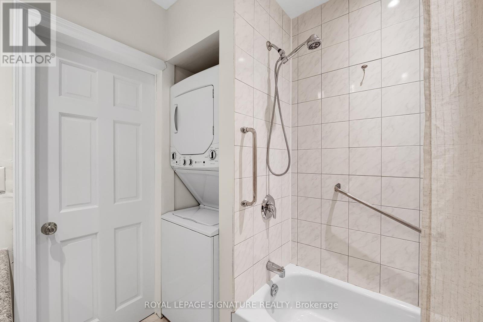 90 ROSELAWN AVENUE - 17