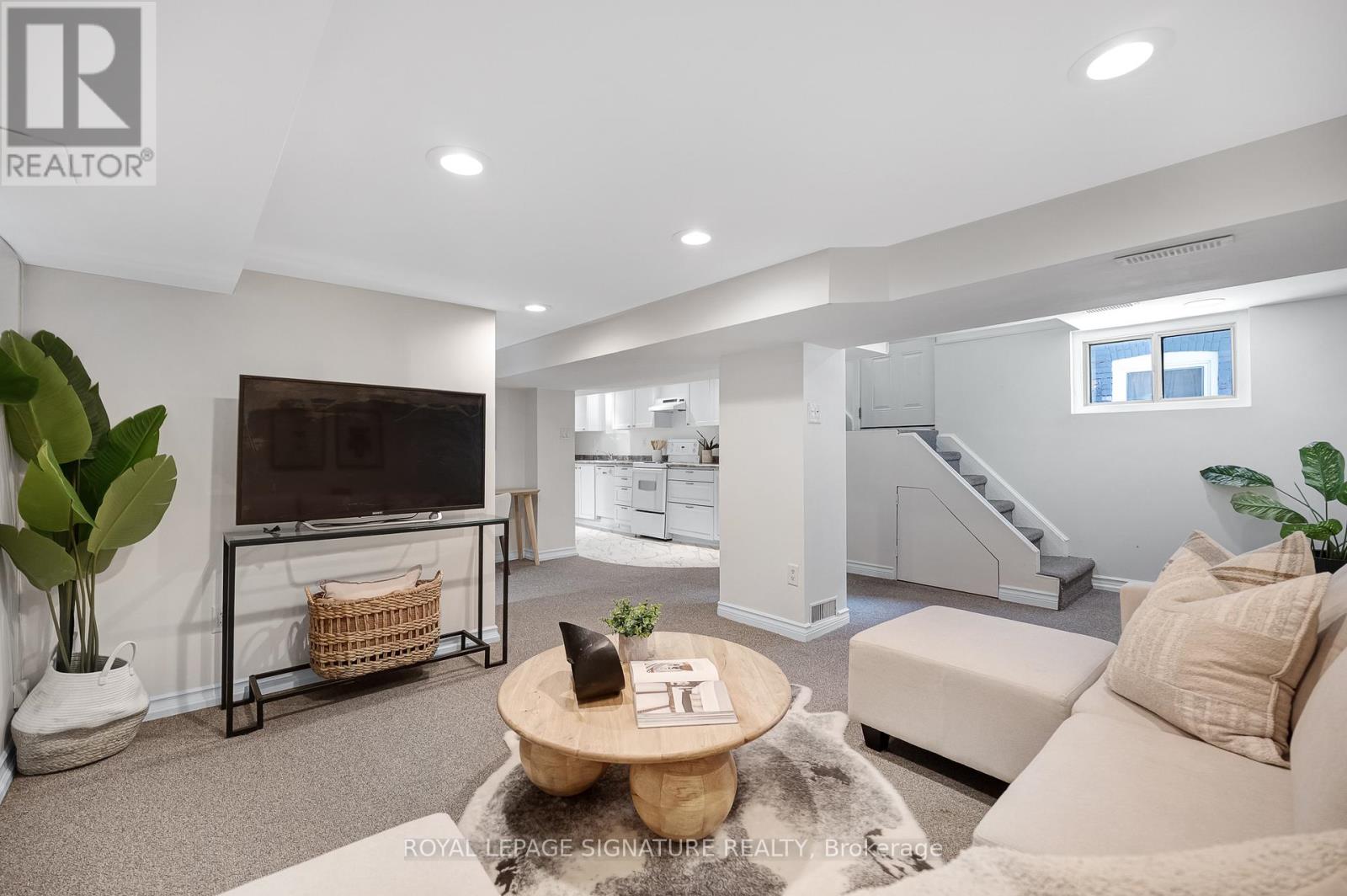 90 ROSELAWN AVENUE - 20