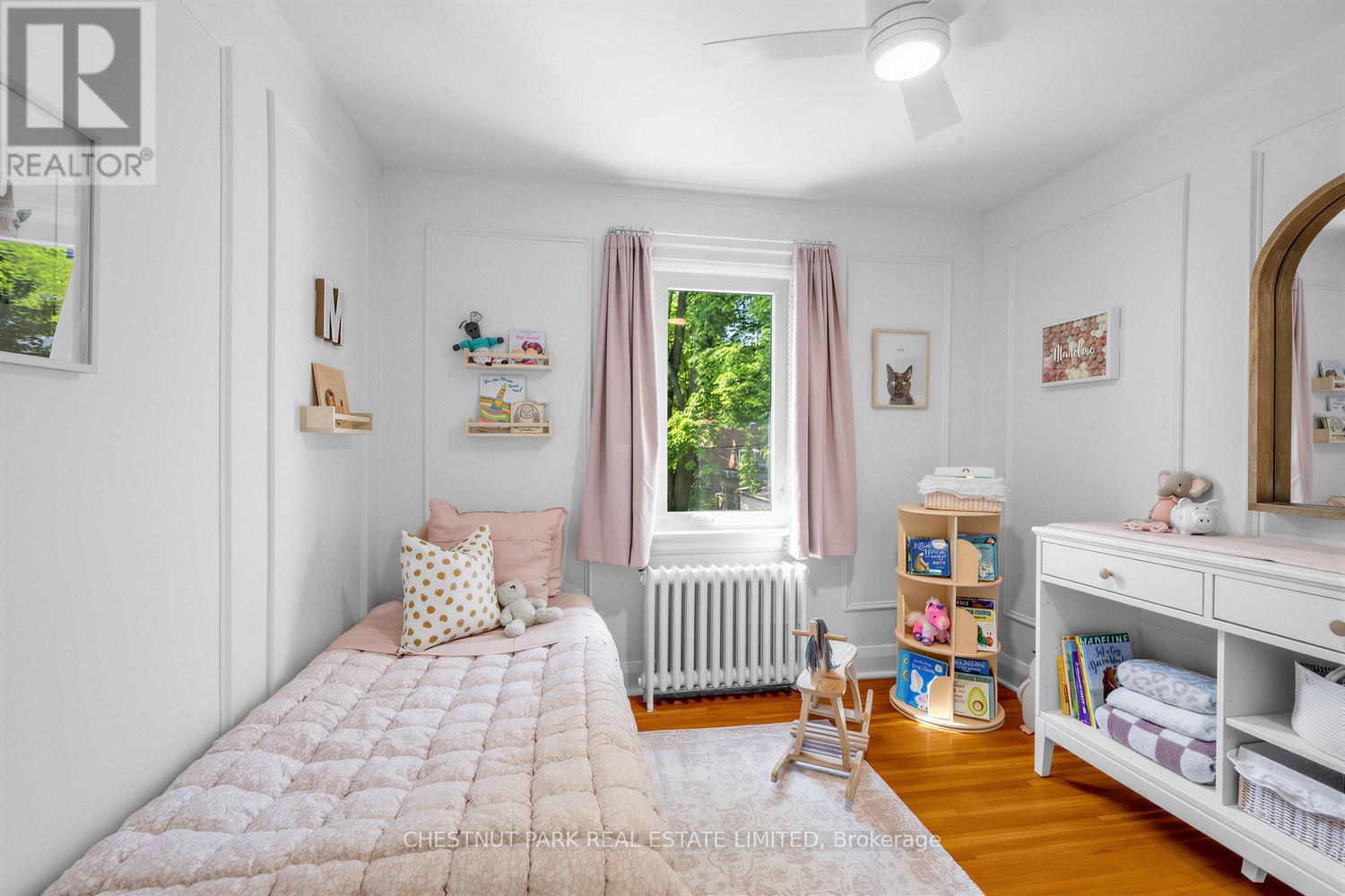 29 ELVINA GARDENS - 13