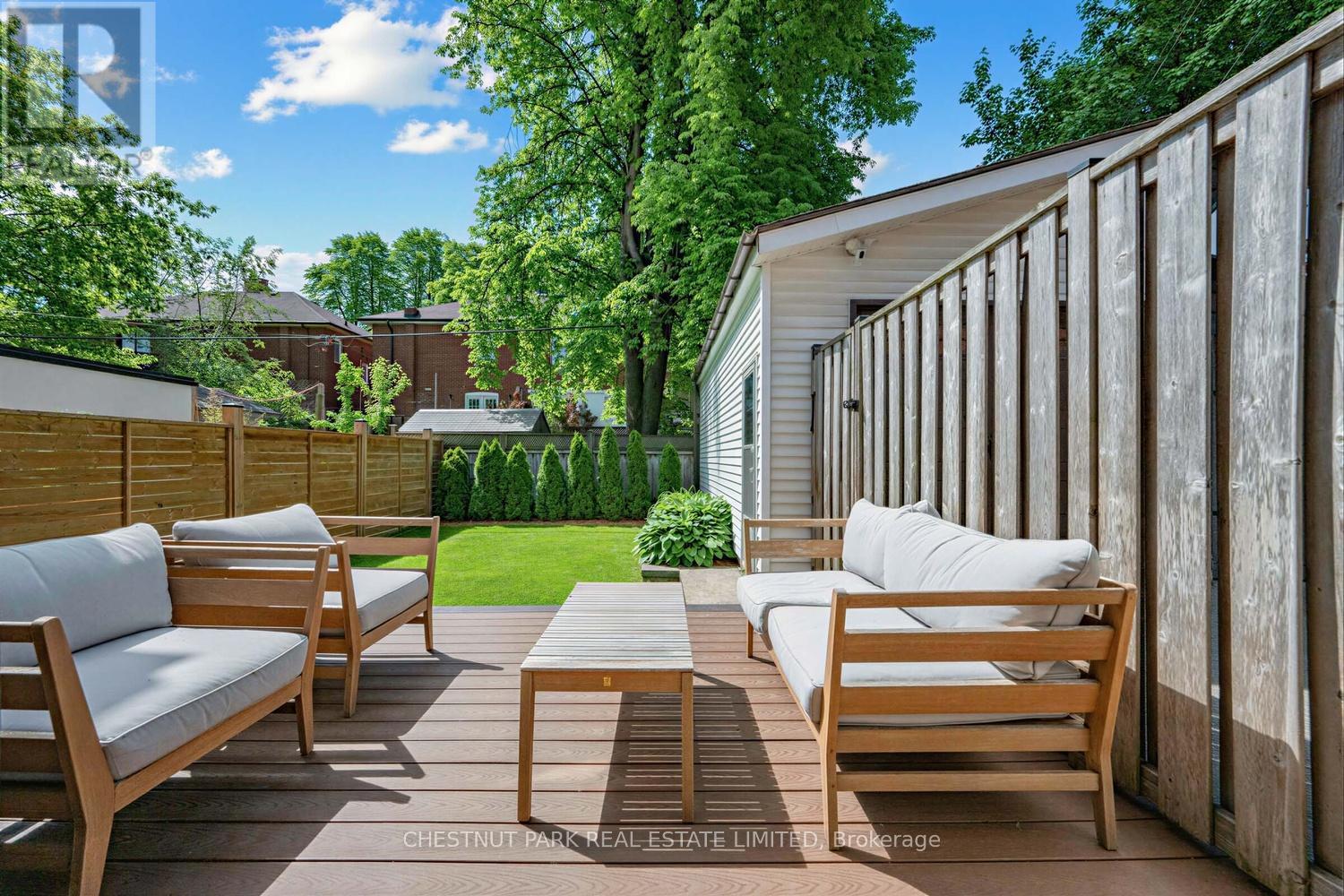 29 ELVINA GARDENS - 22