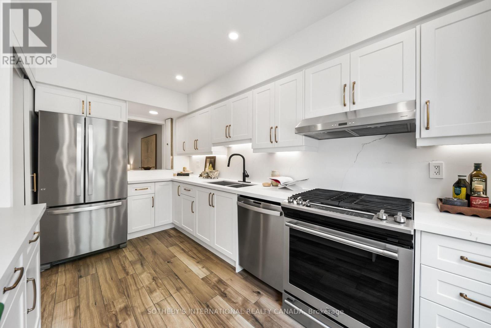 111A ALCORN AVENUE - 15