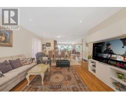 19 Talwood Drive, Toronto, ON M3B2P4 Photo 18
