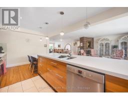 19 Talwood Drive, Toronto, ON M3B2P4 Photo 23