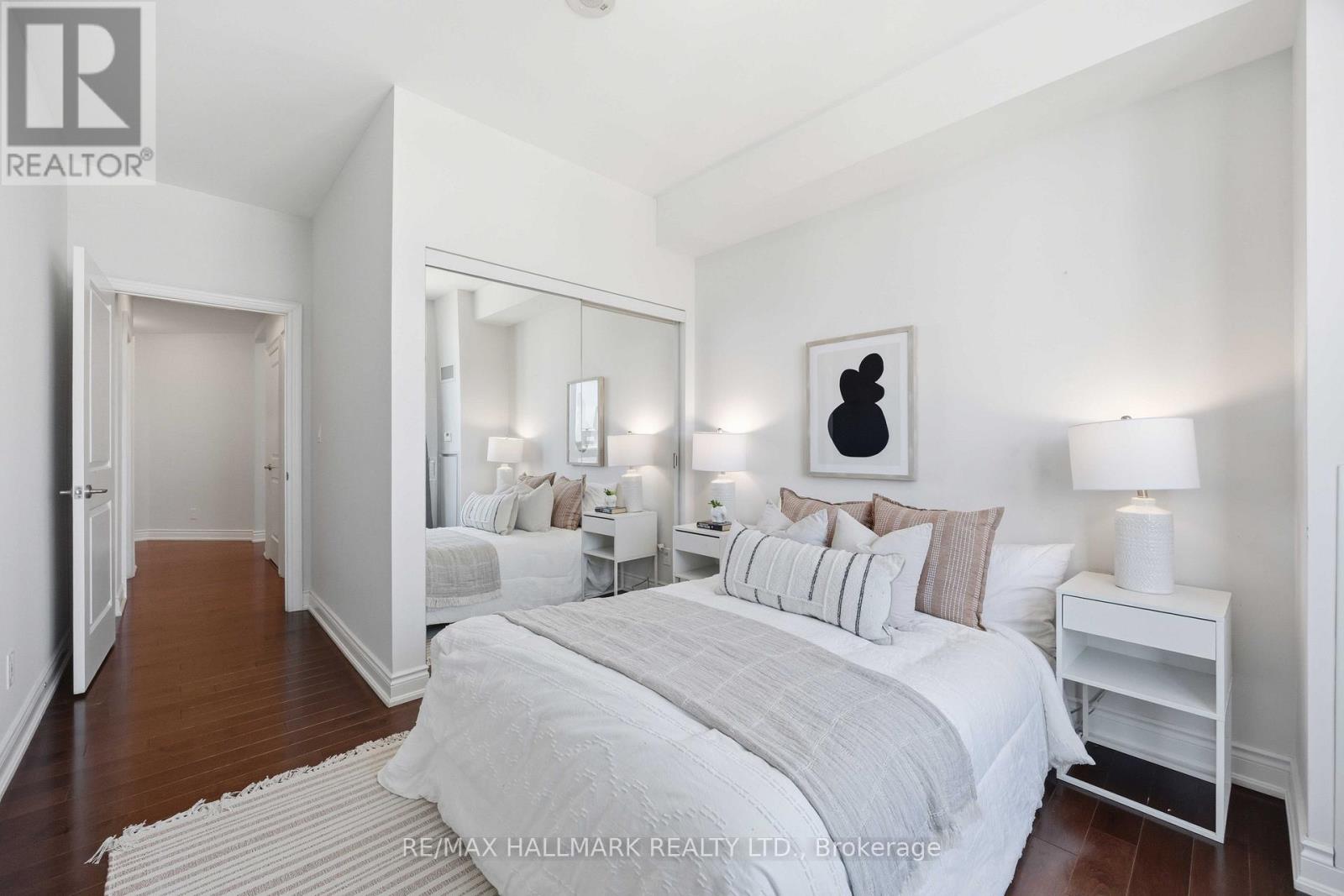#1807 10 BLOORVIEW PLACE - 26