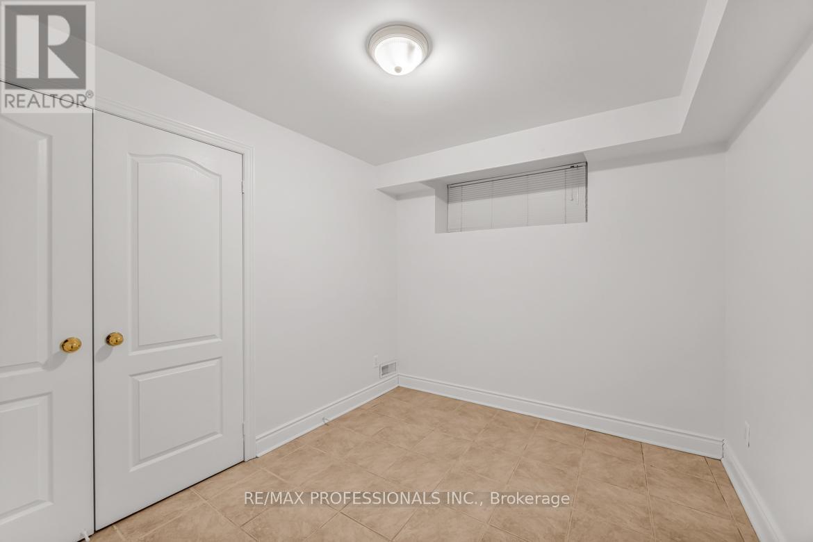 213 MAJOR STREET - 27