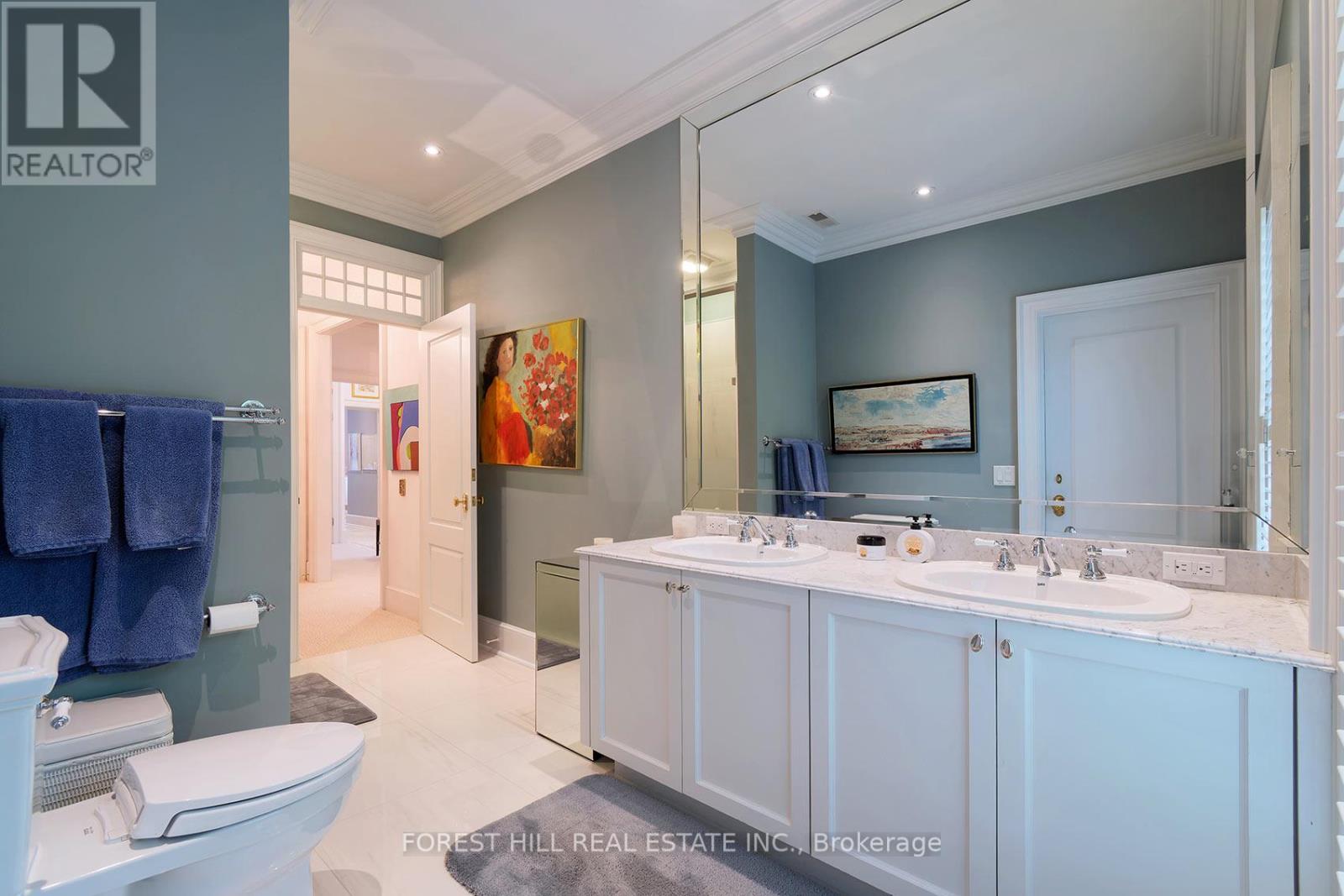12 SHORNCLIFFE AVENUE - 31