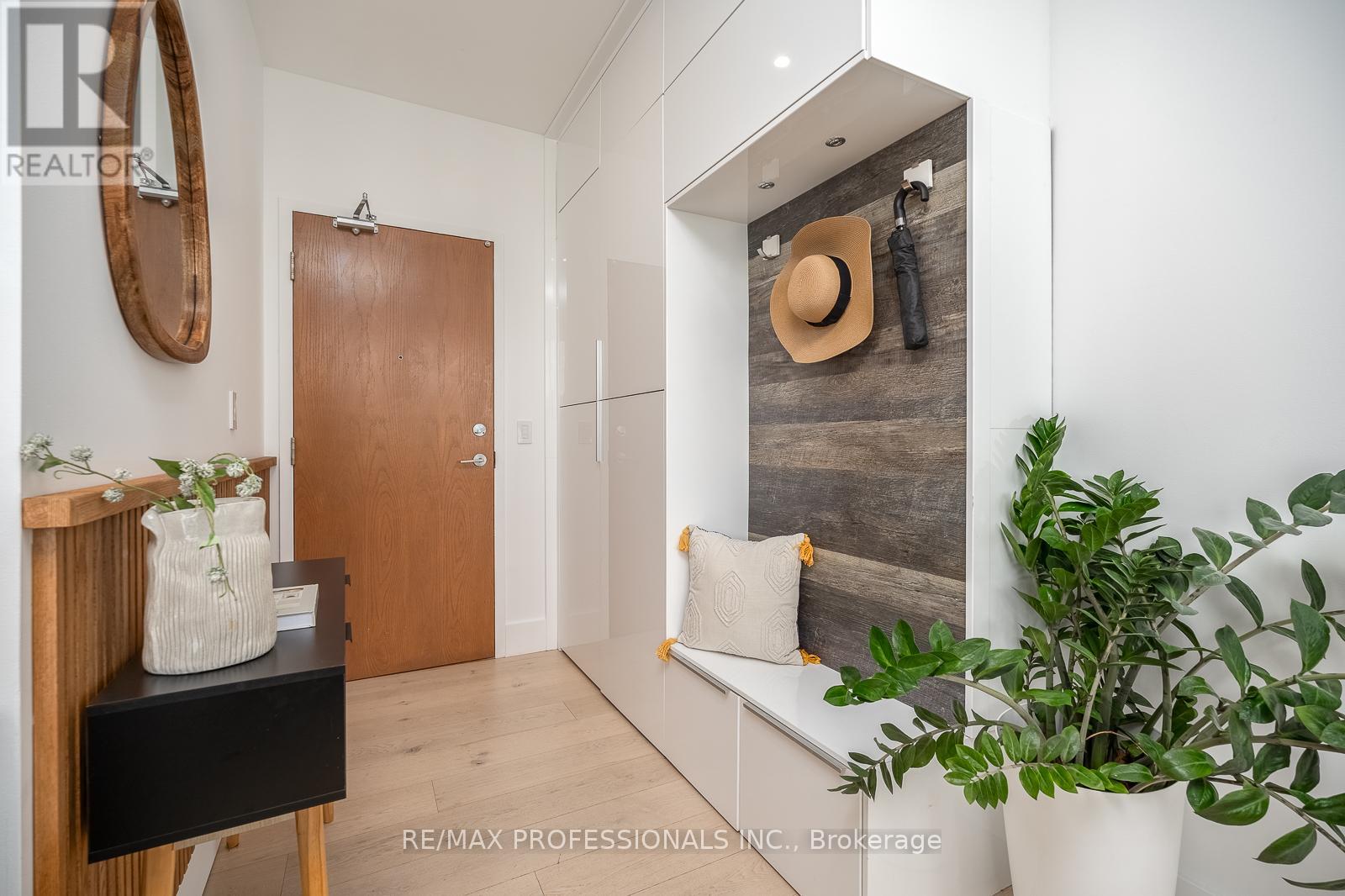 #3804 219 FORT YORK BOULEVARD - Image 2