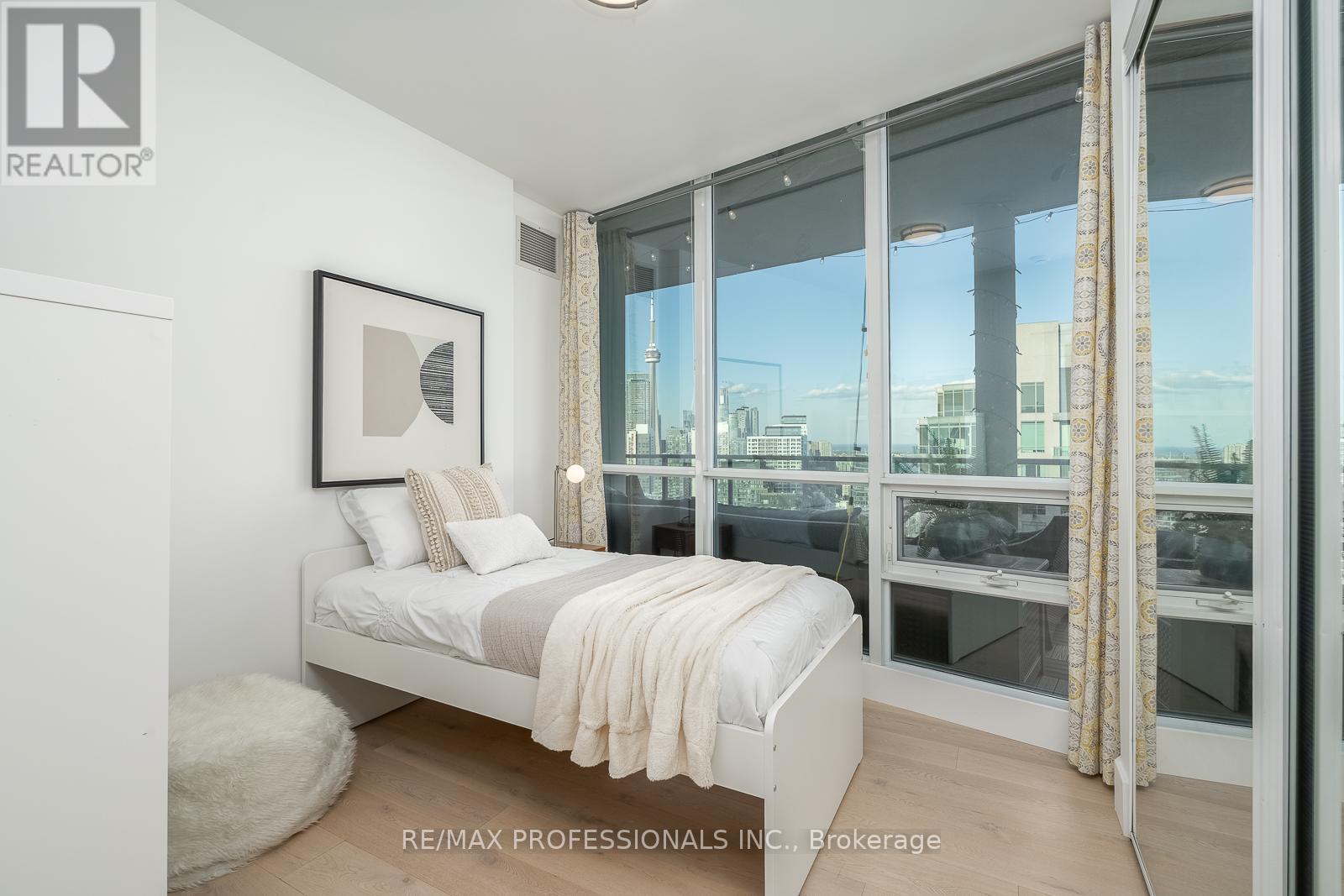 #3804 219 FORT YORK BOULEVARD - 24