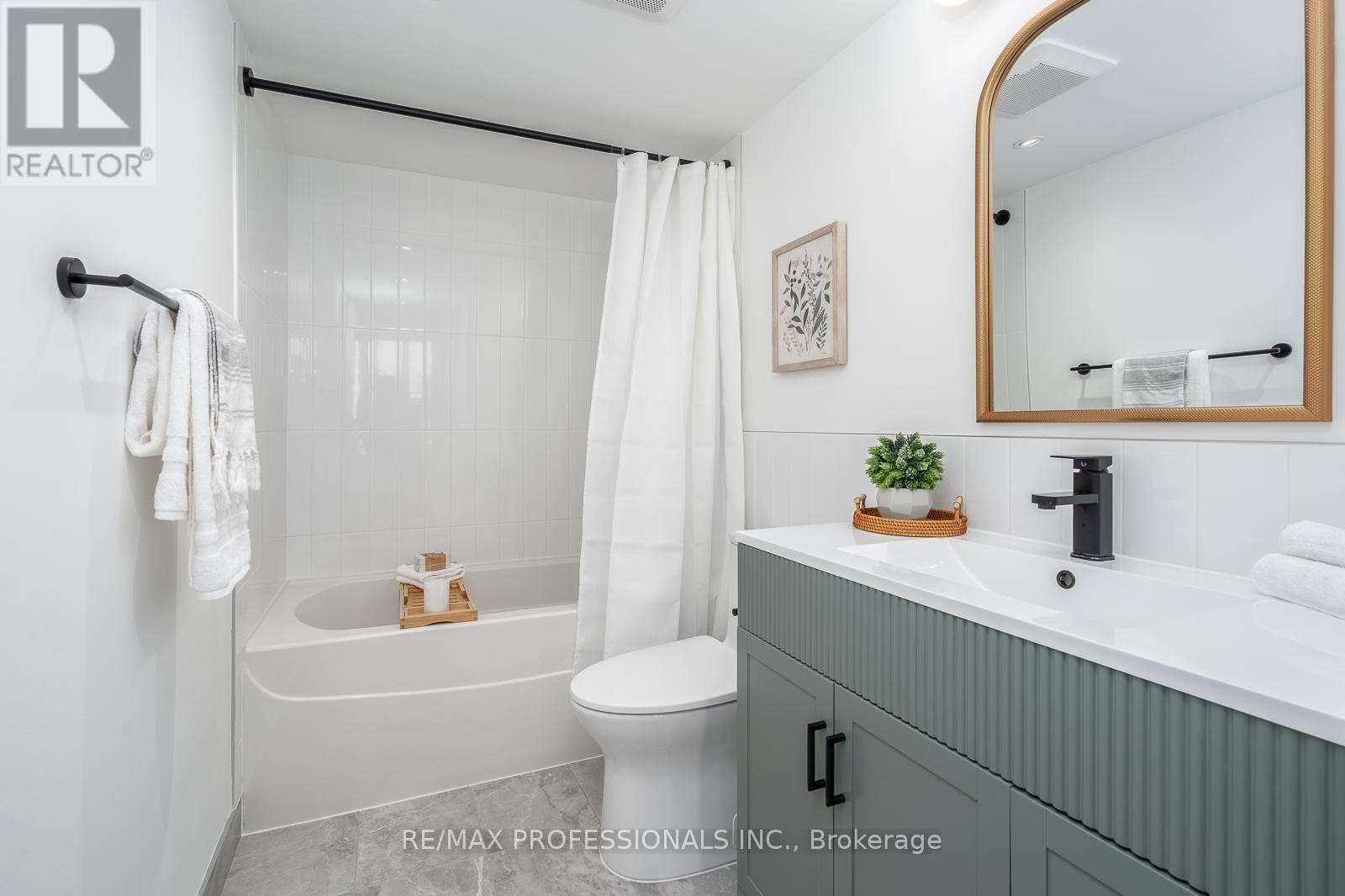 #3804 219 FORT YORK BOULEVARD - 26