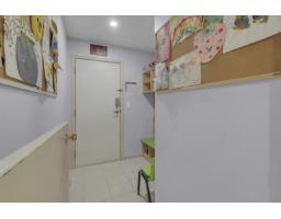 17209 62a Avenue, Surrey, BC V3S6V6 Photo 12