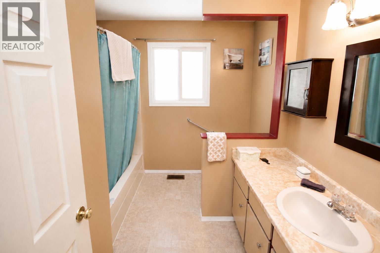 3865 OMINECA Crescent, Houston