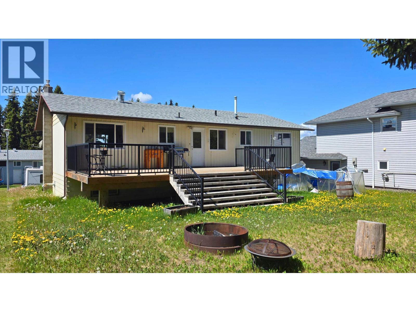 3865 OMINECA CRESCENT - 35
