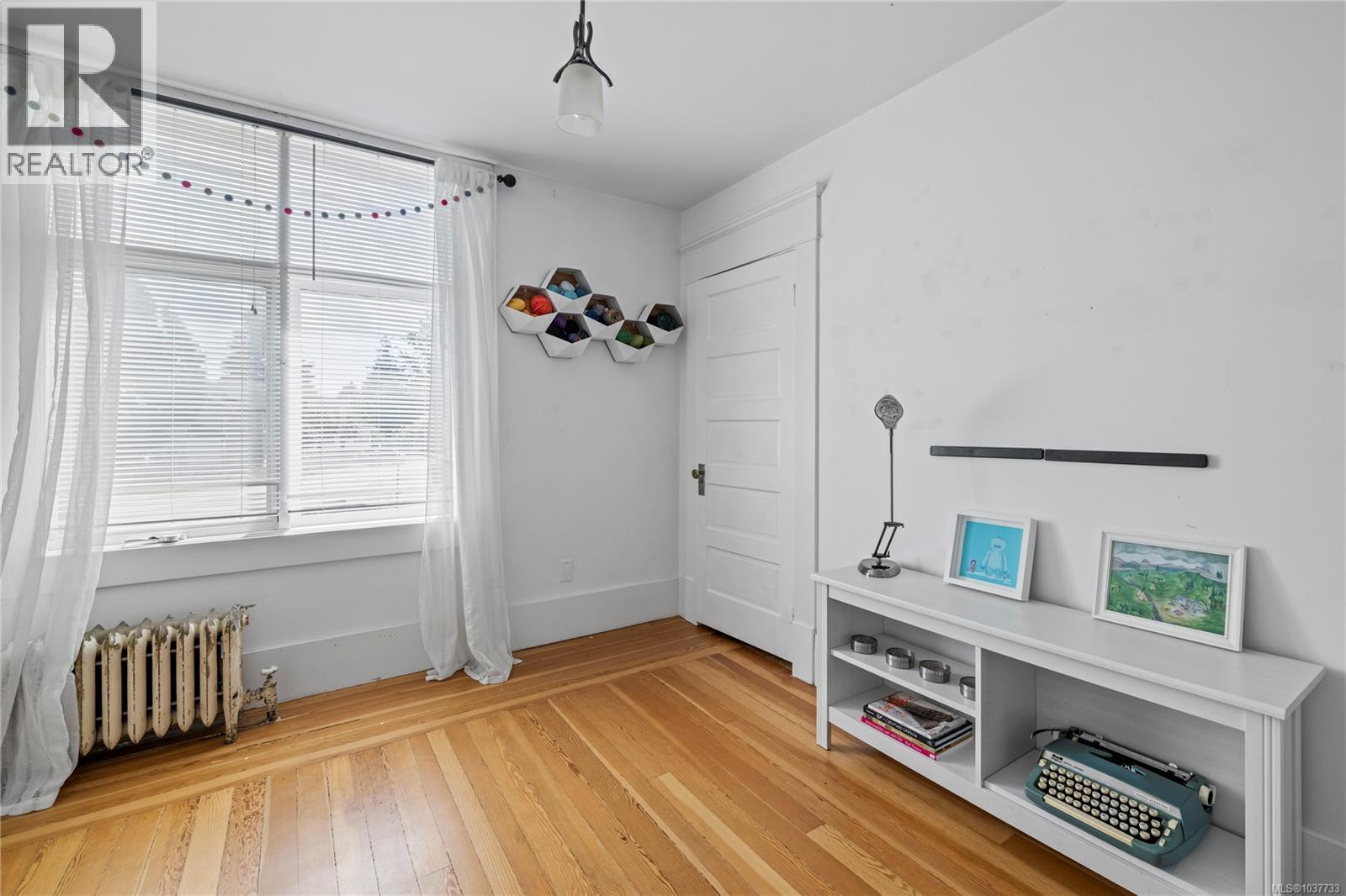 522 Victoria Rd - 31