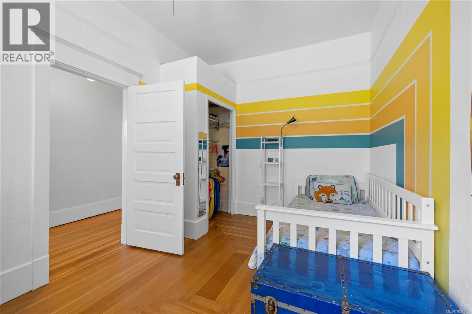 522 Victoria Rd - 32