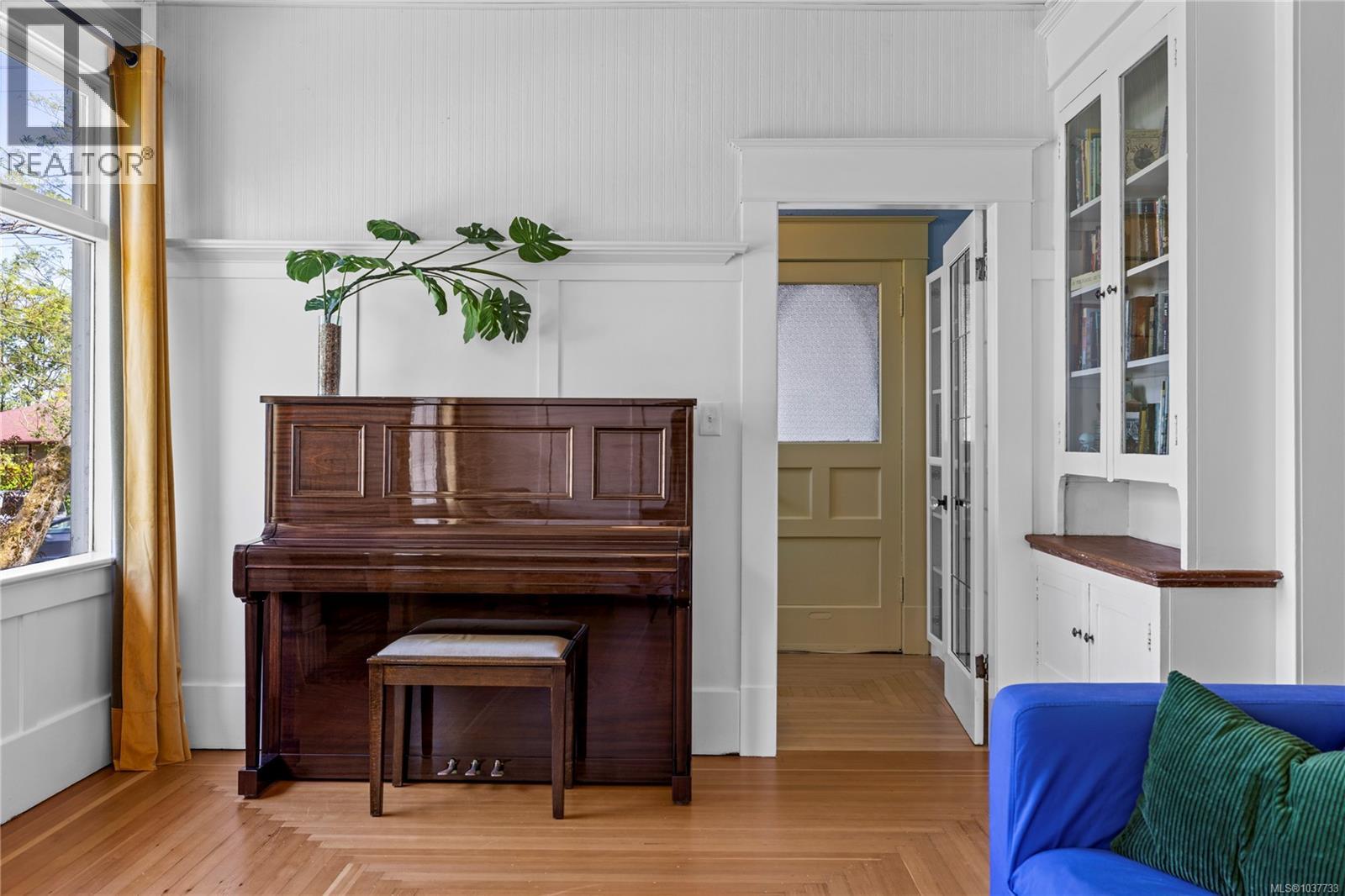 522 Victoria Rd - 26