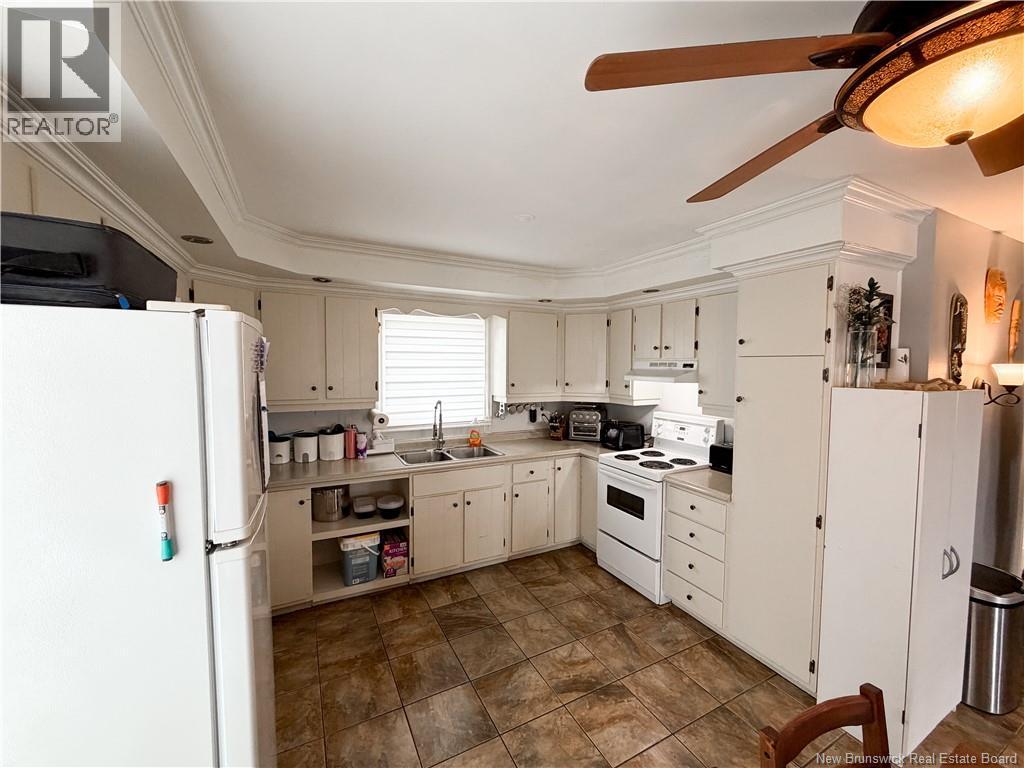 60 Normandie Street - Image 4