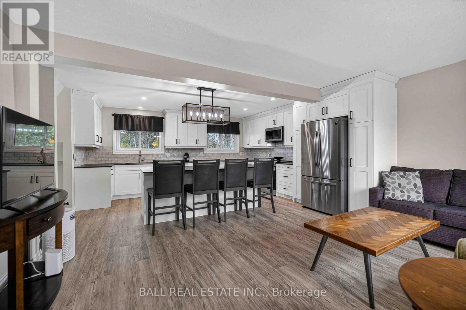 166 VICTORIA DRIVE - 14