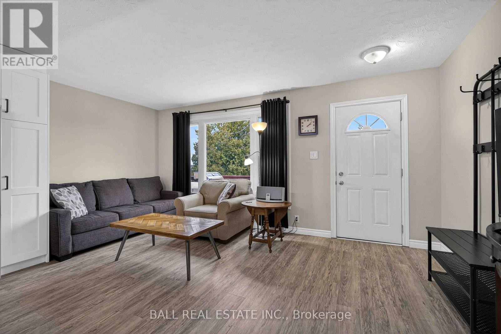 166 VICTORIA DRIVE - 12