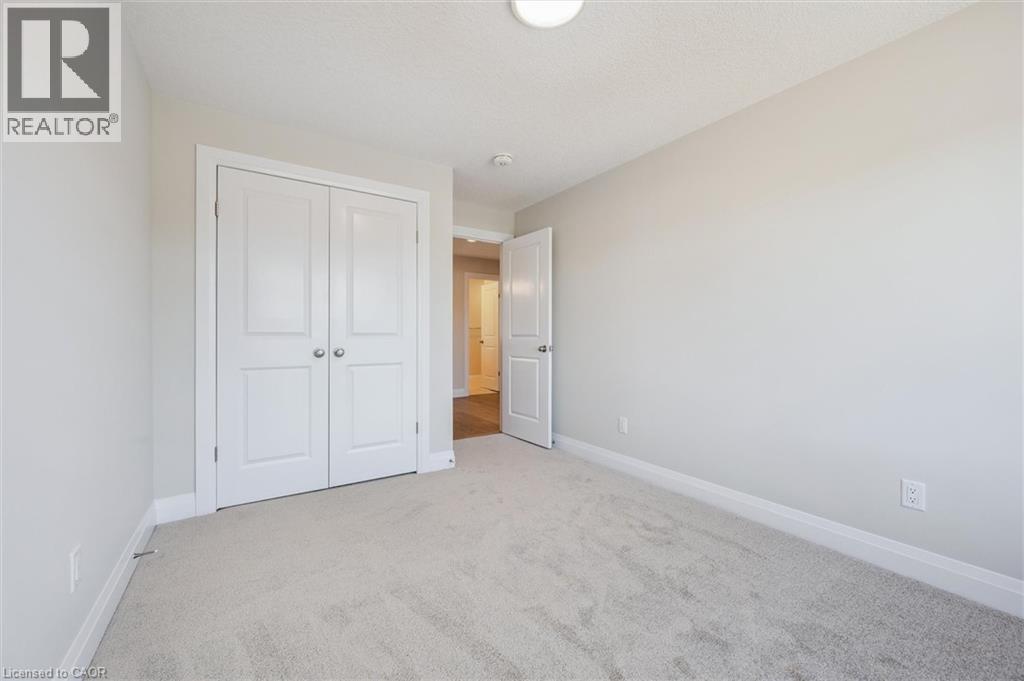 111 CATHERINE Street - 18