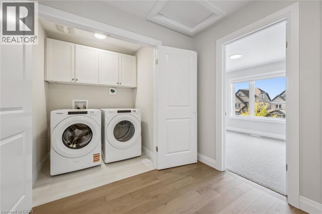 111 CATHERINE Street - 23