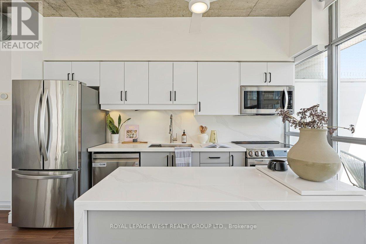 #406 1375 DUPONT STREET - 14