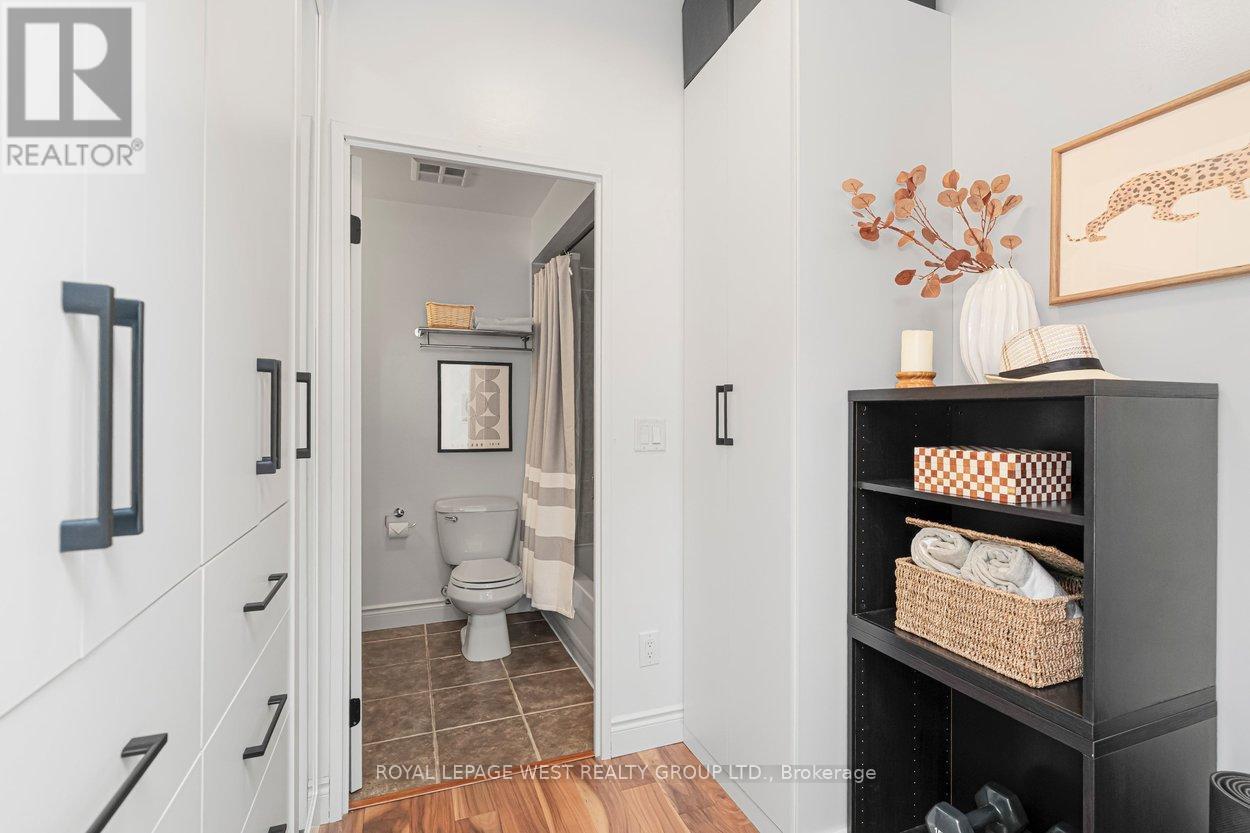 #406 1375 DUPONT STREET - 25