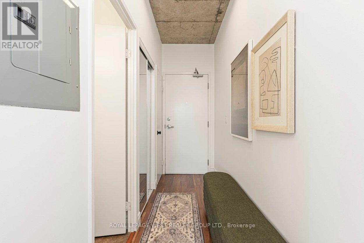 #406 1375 DUPONT STREET - 32