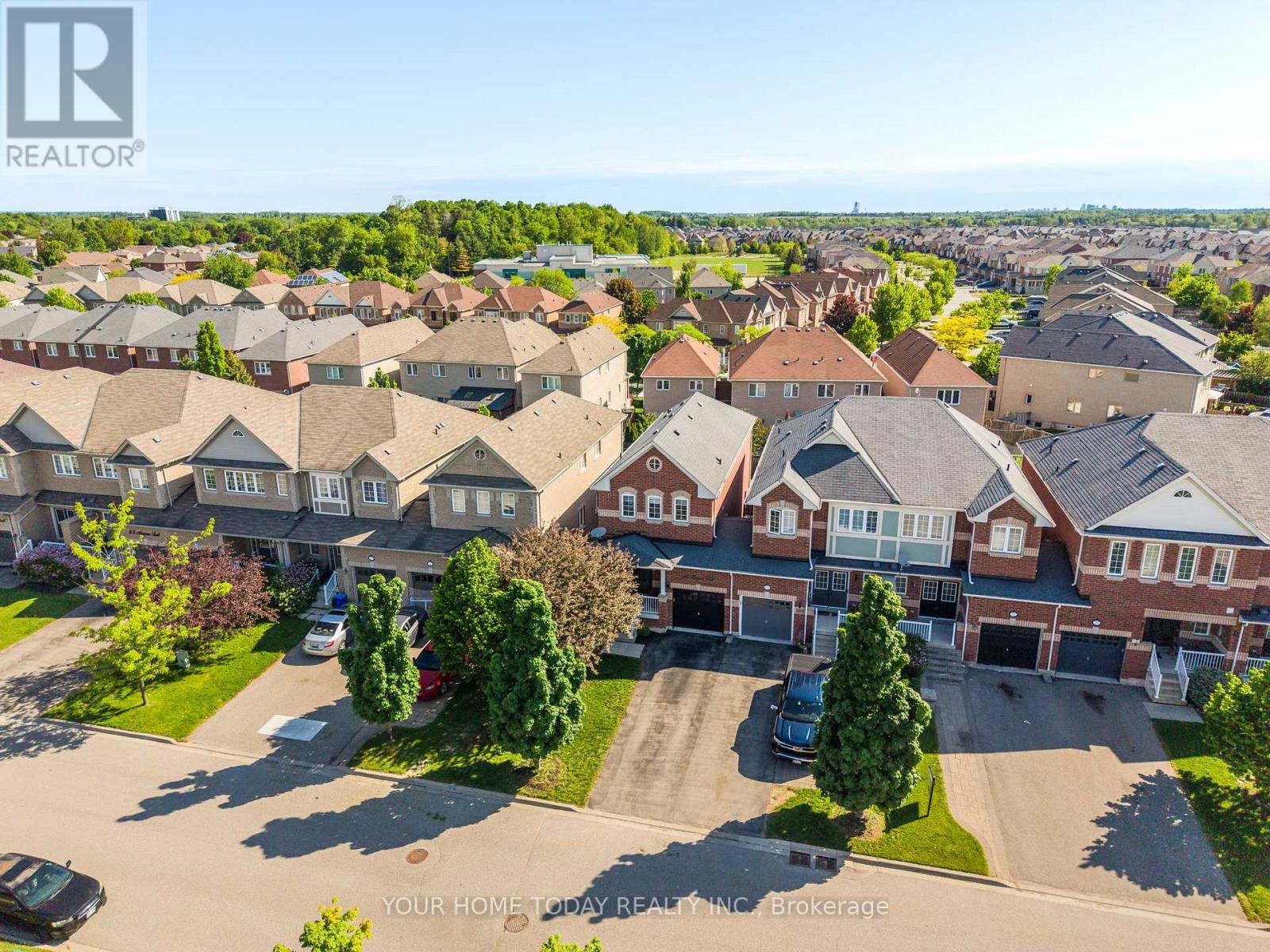 35 NIAGARA TRAIL - 40