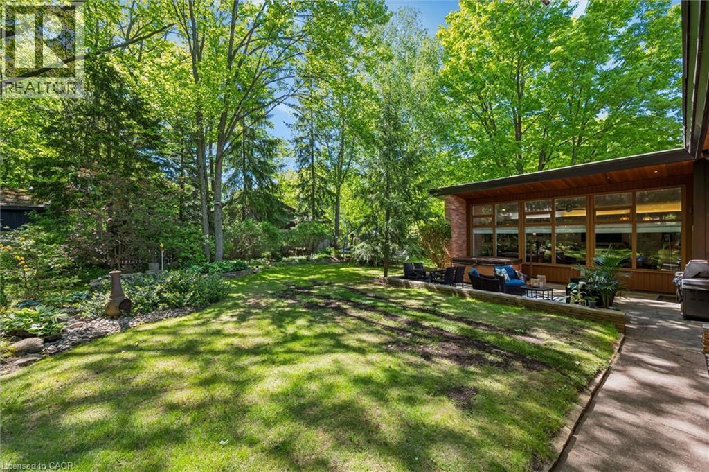 16 PARKWOOD Drive - 37