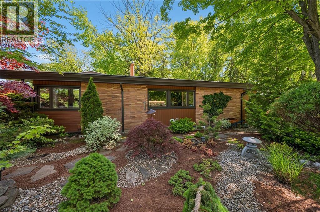 16 PARKWOOD Drive - 4