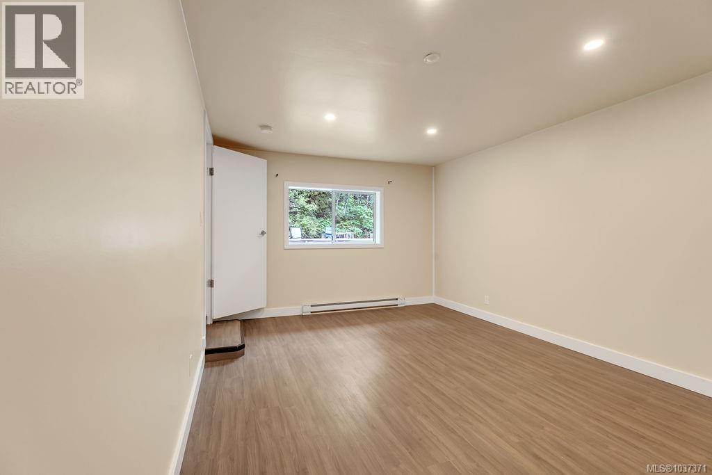 8996 Chemainus Rd - 47