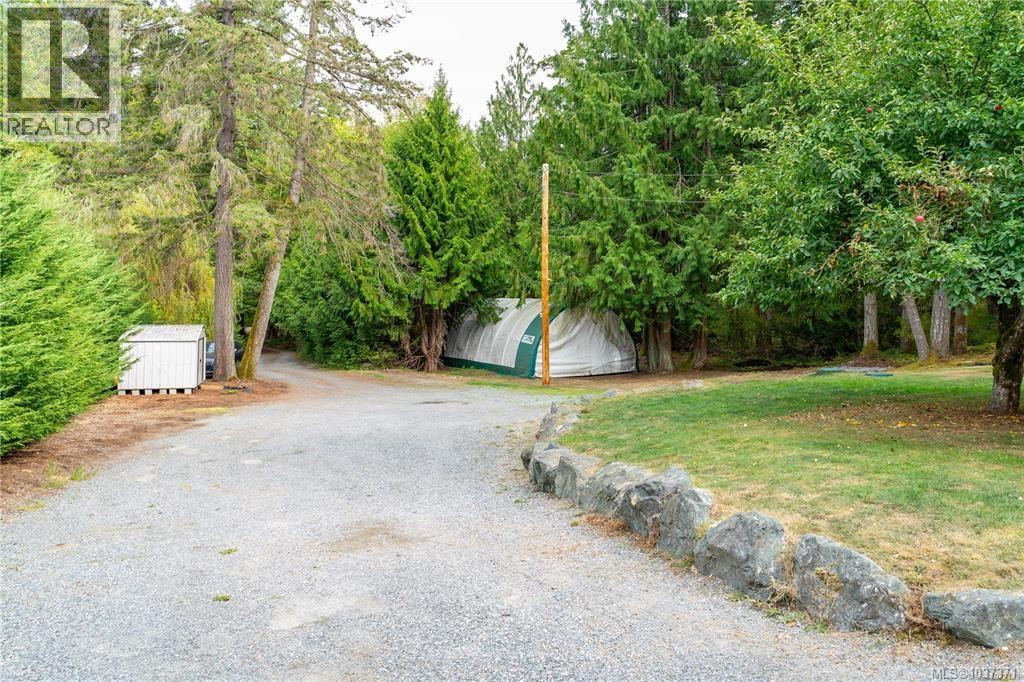 8996 Chemainus Rd - 74