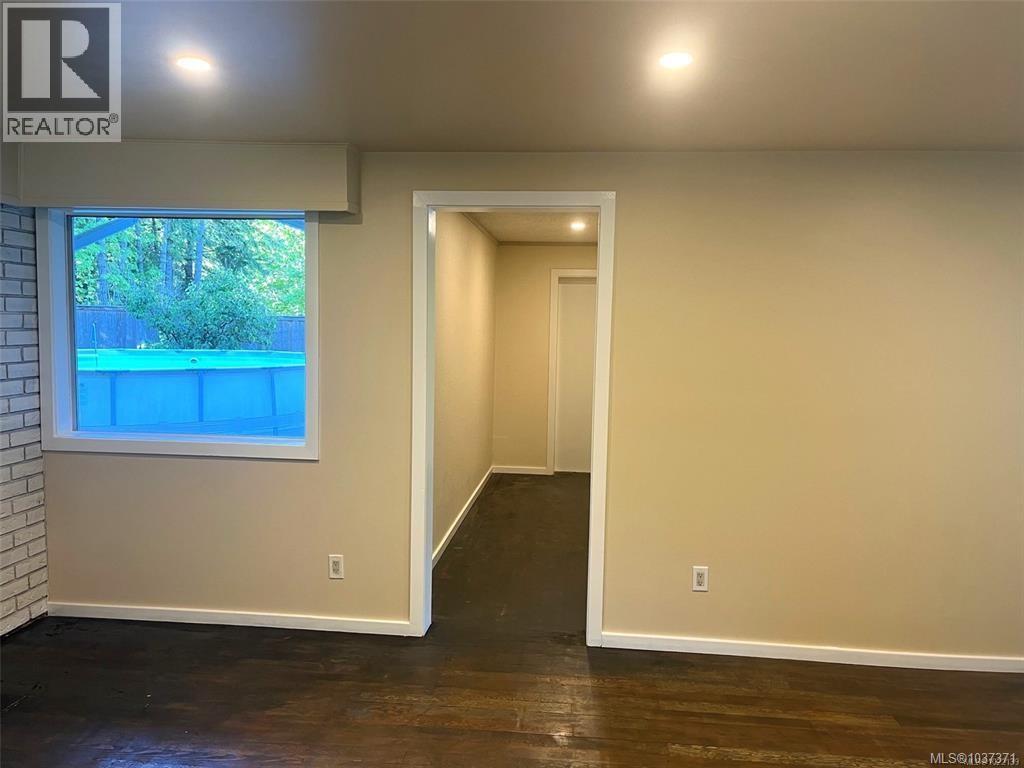 8996 Chemainus Rd - 42